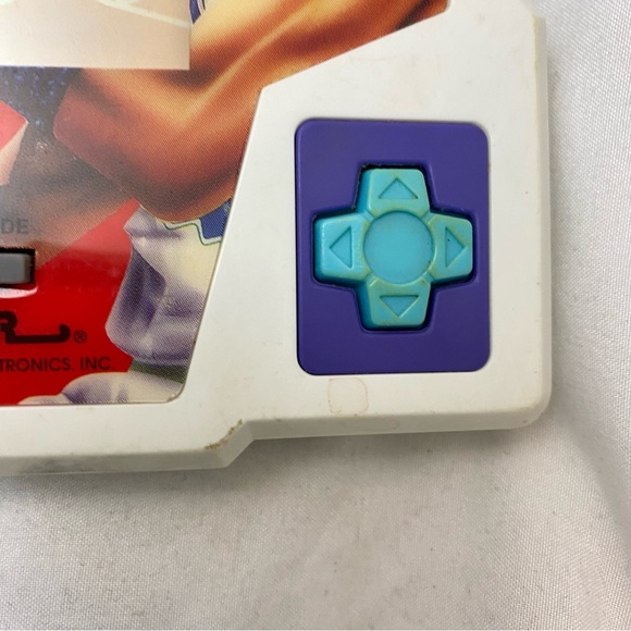 Basketball - Vintage 1988 Tiger Electronic Handheld LCD Video Game WORKS - Picture 6 of 9